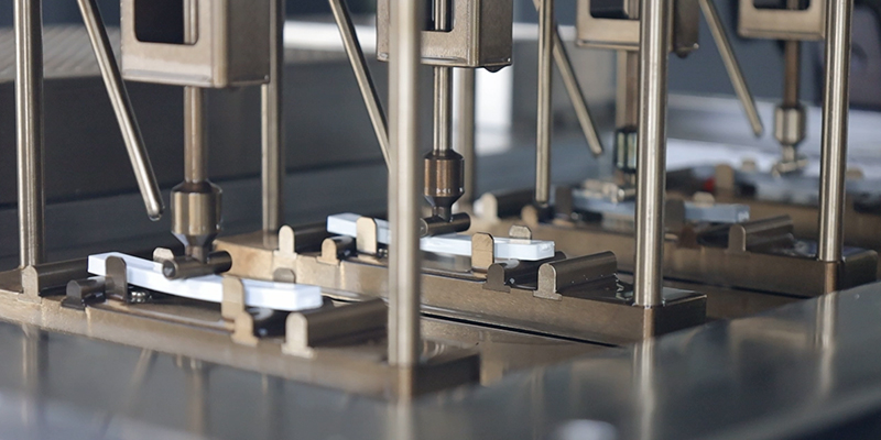 維卡軟化點(diǎn)測(cè)定儀測(cè)試試驗(yàn) 維卡軟化點(diǎn)測(cè)定儀測(cè)試試驗(yàn)